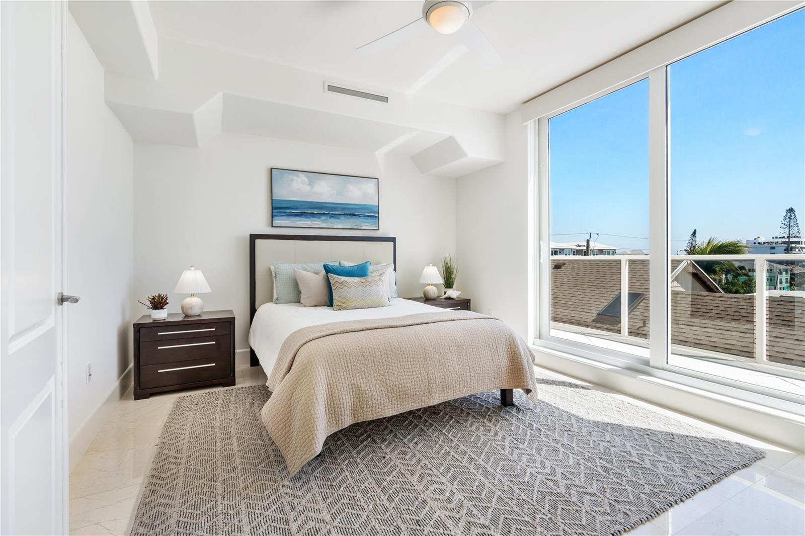 SARASOTA BEACH - Residential