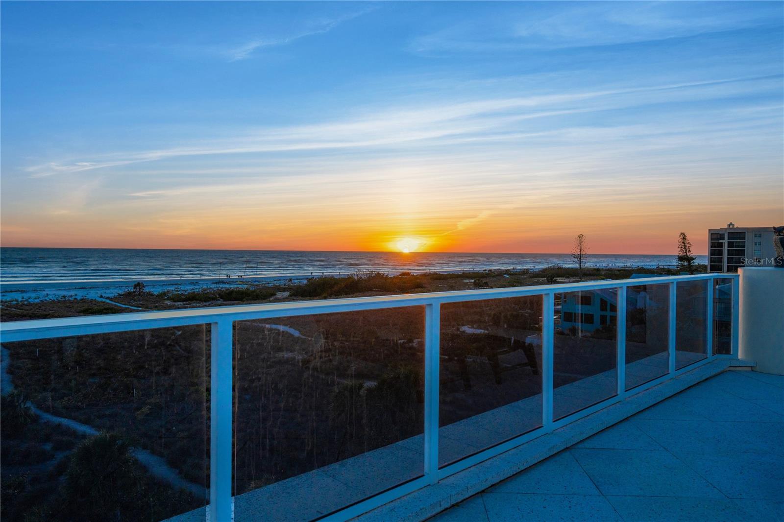 SARASOTA BEACH - Residential