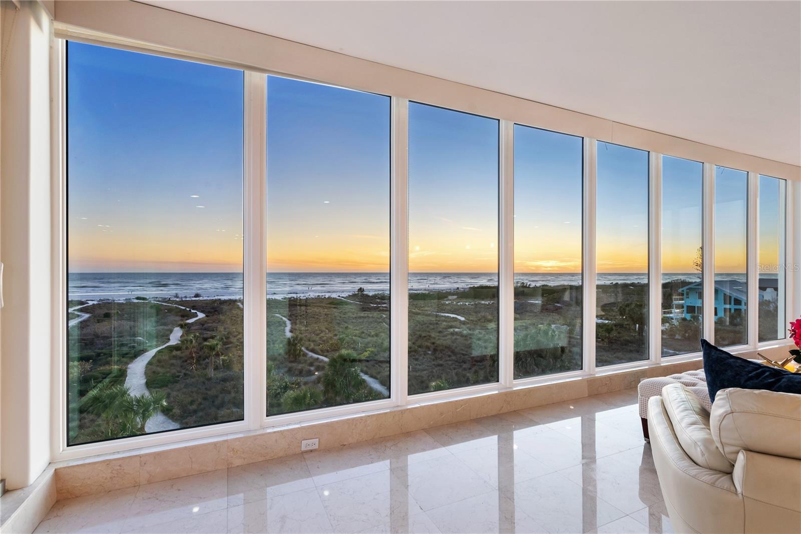 SARASOTA BEACH - Residential