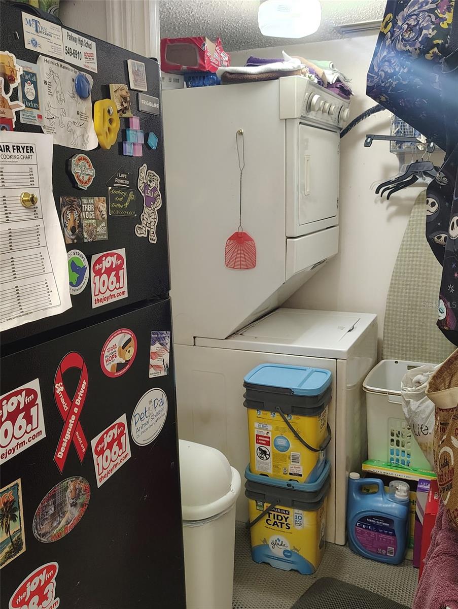 COUNTRY RIDGE ADD - Residential