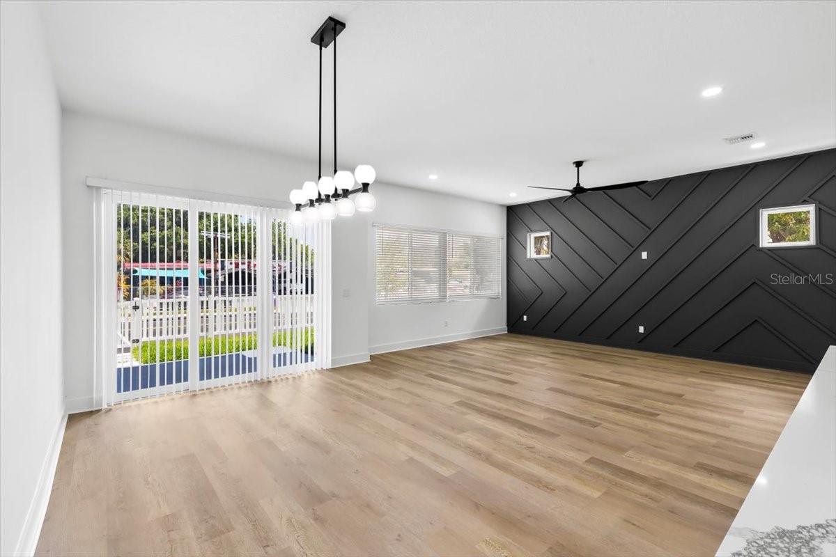 2608 W COLUMBUS DRIVE 5