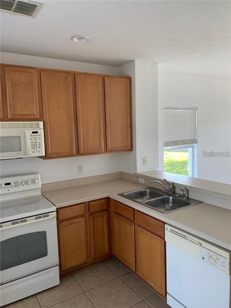 SAVANNAH PINES CONDO - Residential Lease