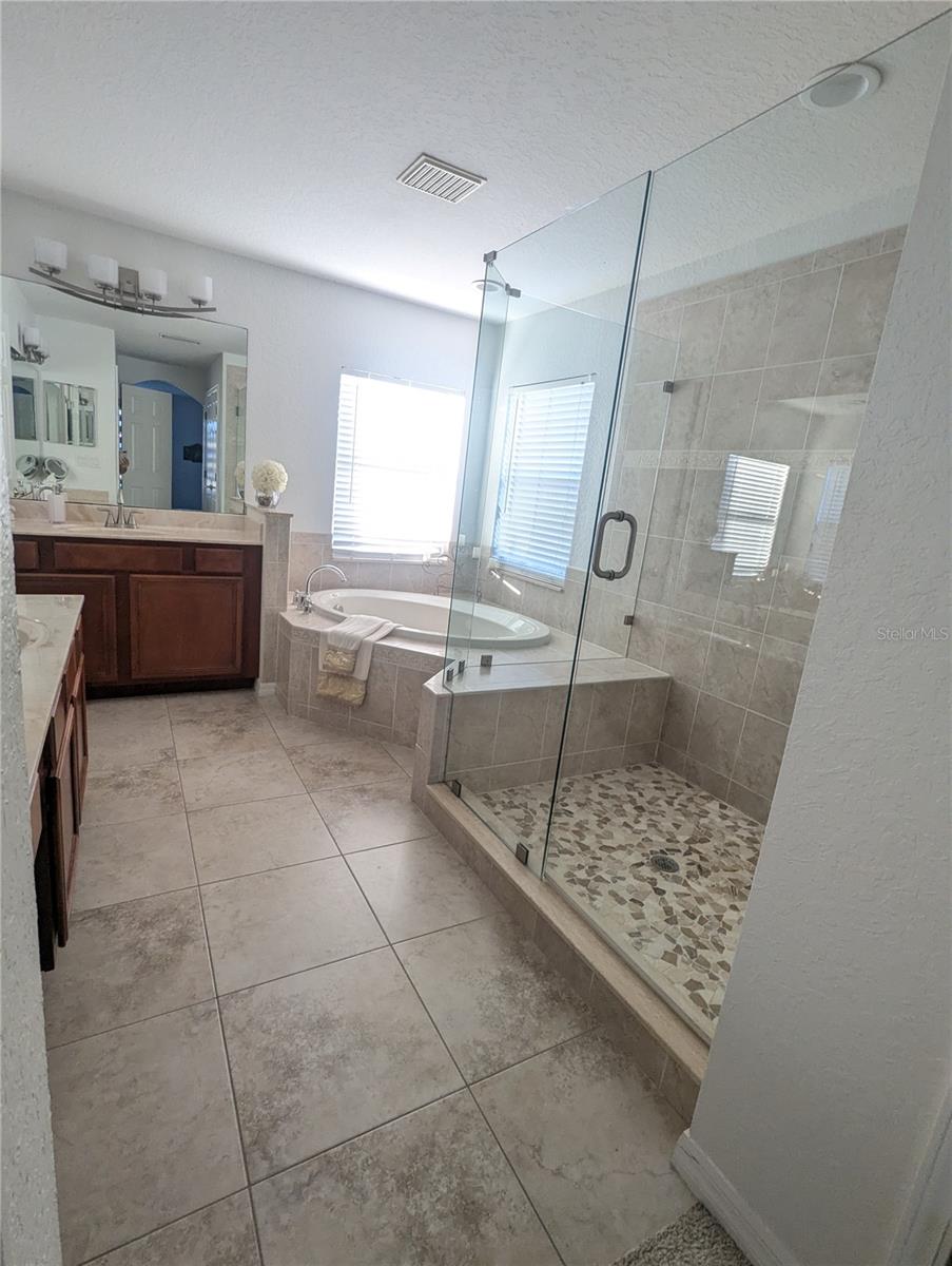 SEVEN OAKS PRCL S-4A S-4B S-5B - Residential Lease