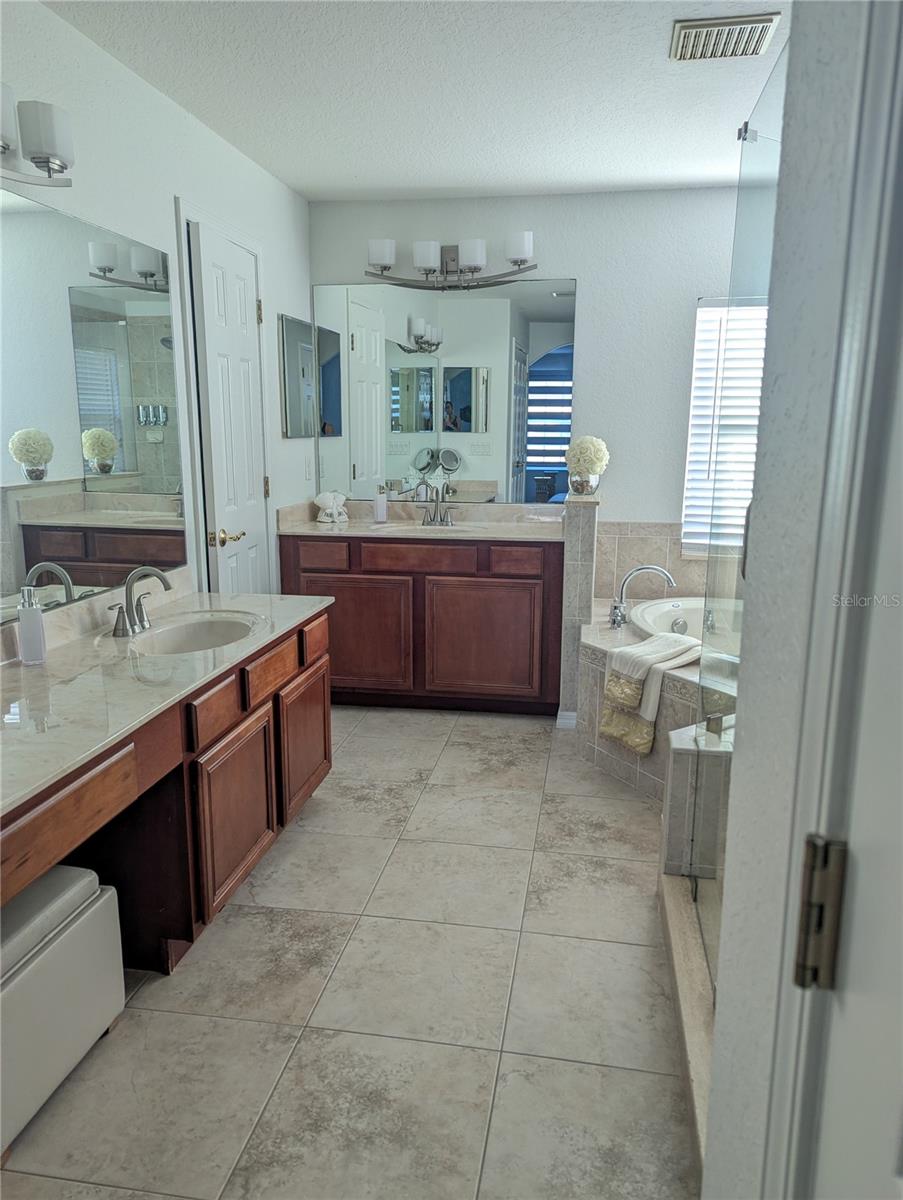 SEVEN OAKS PRCL S-4A S-4B S-5B - Residential Lease