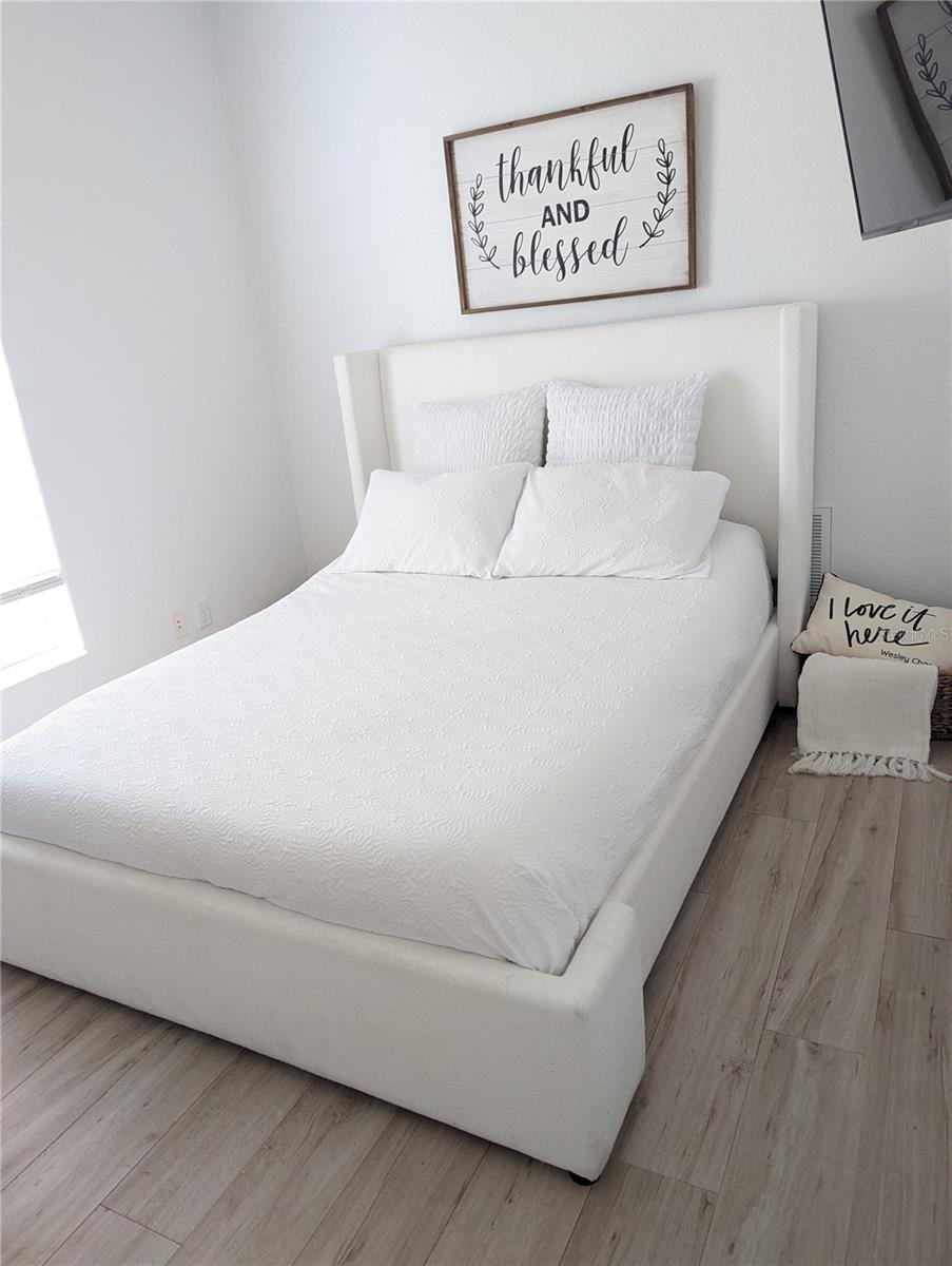 SEVEN OAKS PRCL S-4A S-4B S-5B - Residential Lease