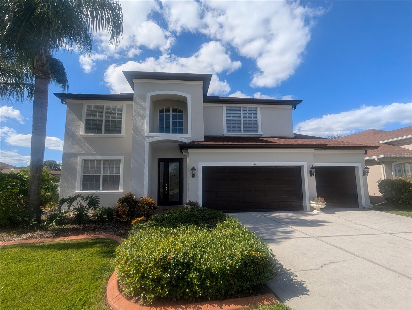 SEVEN OAKS PRCL S-4A S-4B S-5B - Residential Lease