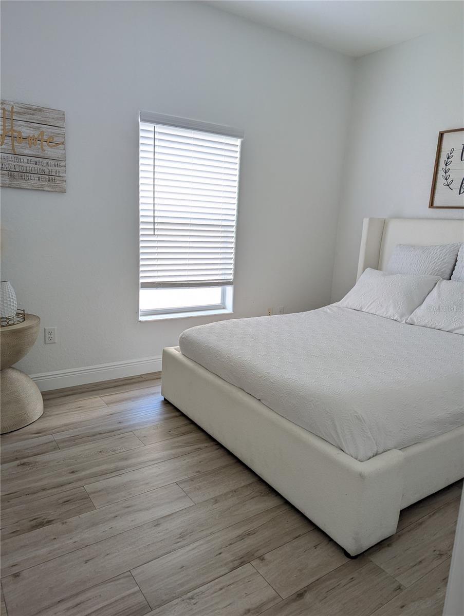 SEVEN OAKS PRCL S-4A S-4B S-5B - Residential Lease