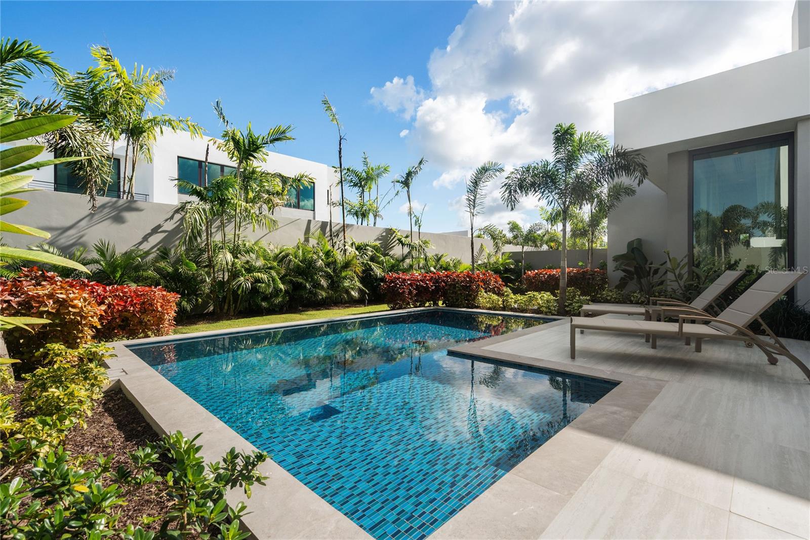 THE ISLES - Residential