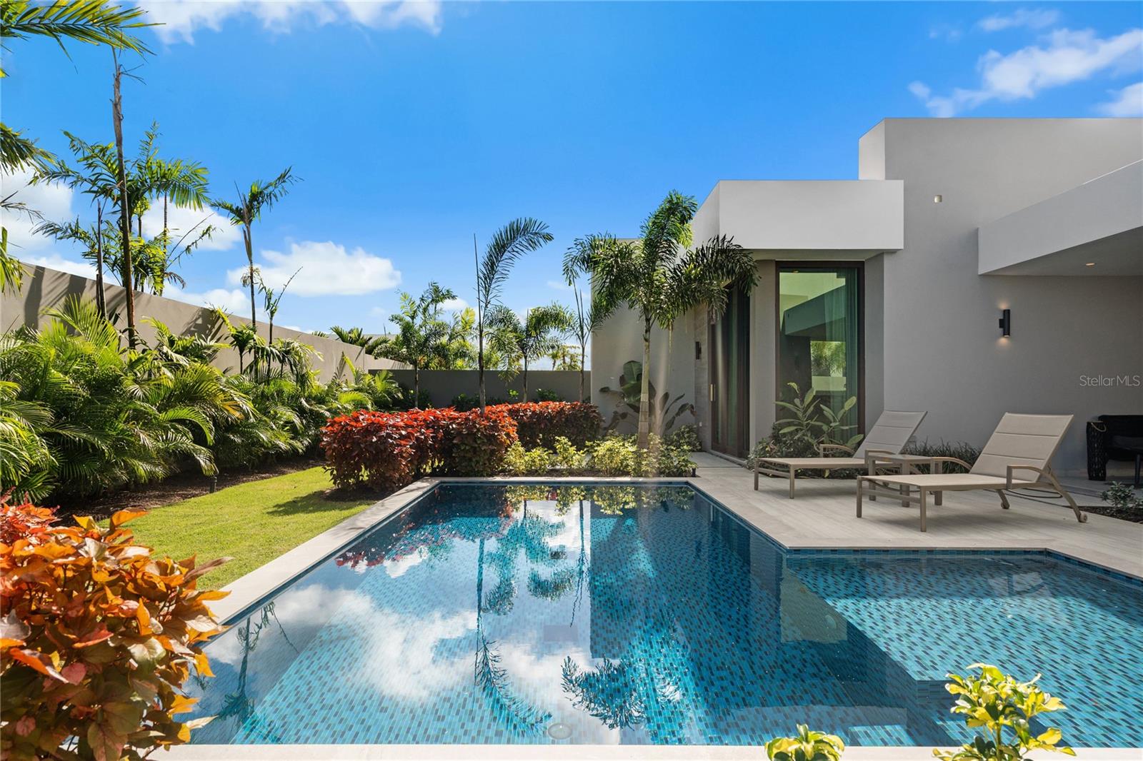 THE ISLES - Residential