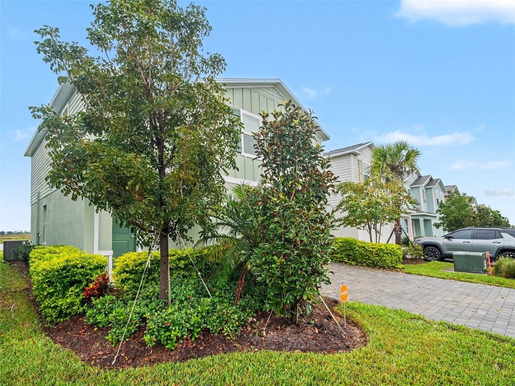 Photo of 3805 Ambersweet Crossing, Parrish, FL 34219 (MLS # A4709398)