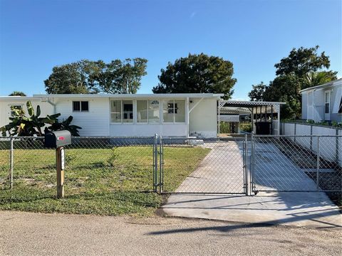 Photo of 1602 Chobee Street, Okeechobee, FL 34974 (MLS # OK225714)