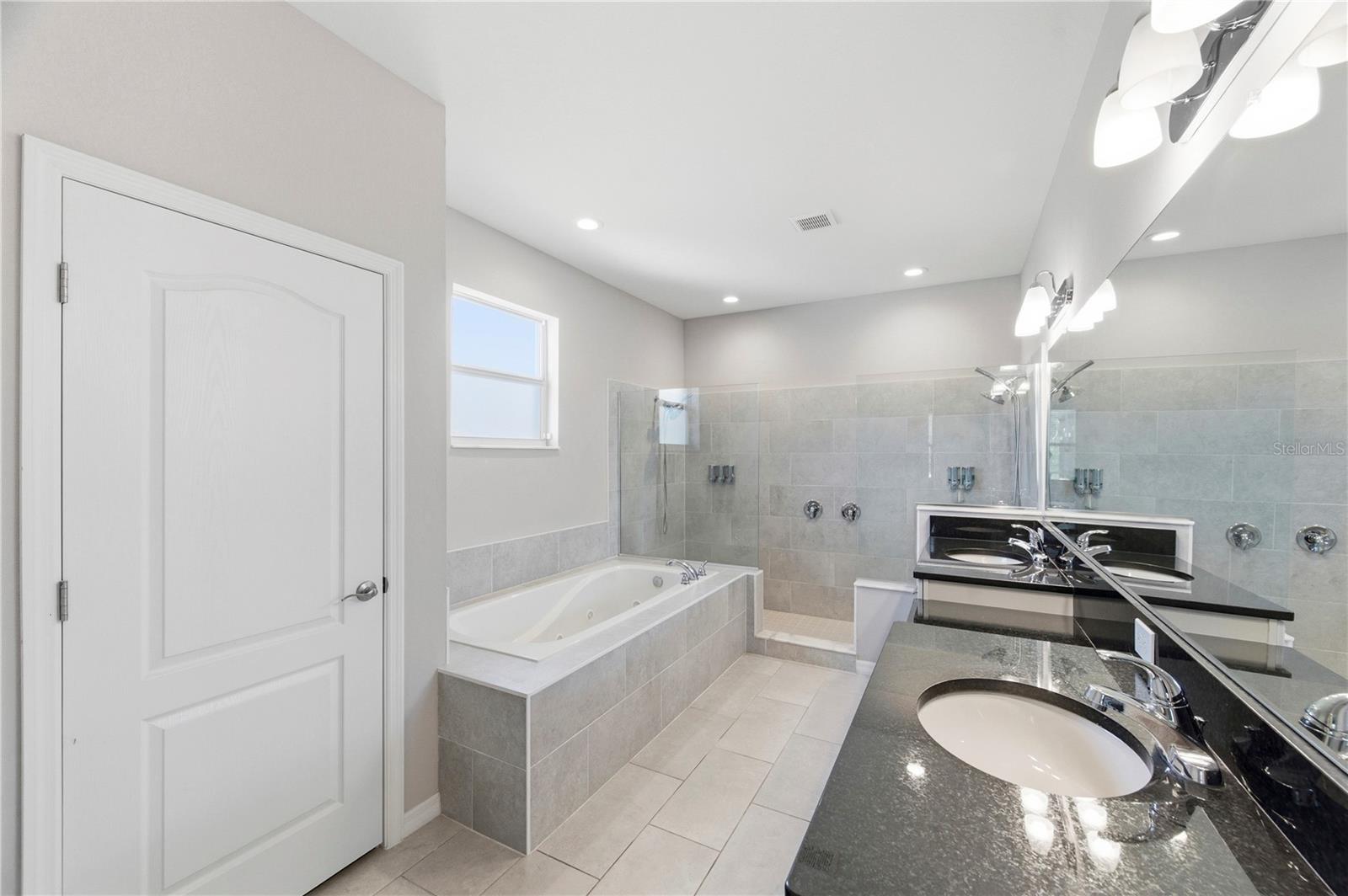 LINDEN TRACE - Residential