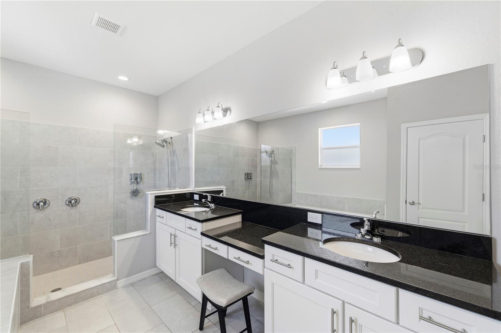 LINDEN TRACE - Residential