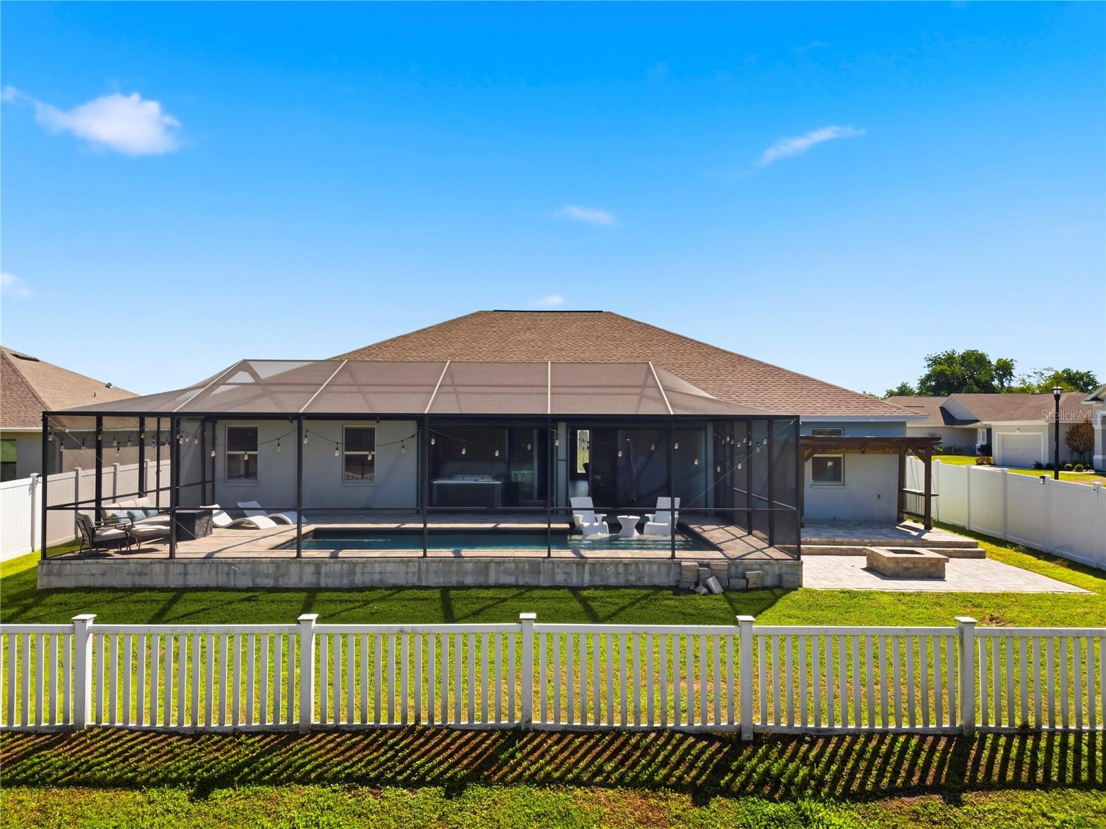 LINDEN TRACE - Residential