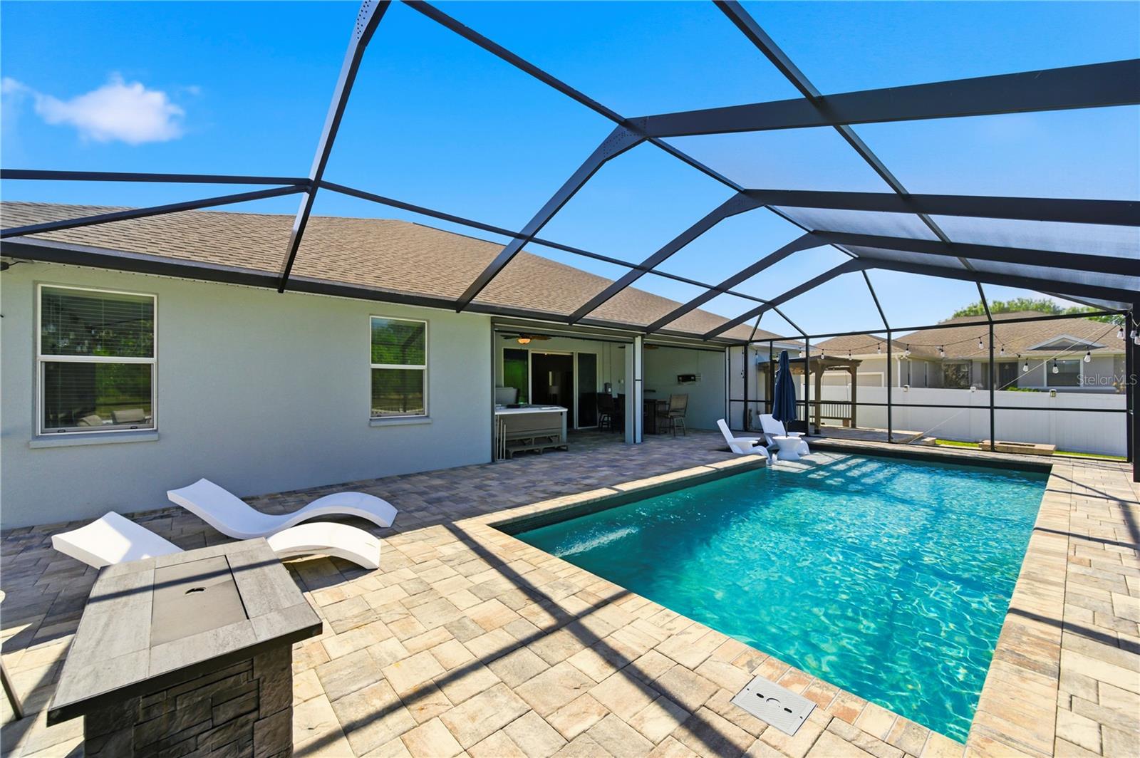 LINDEN TRACE - Residential