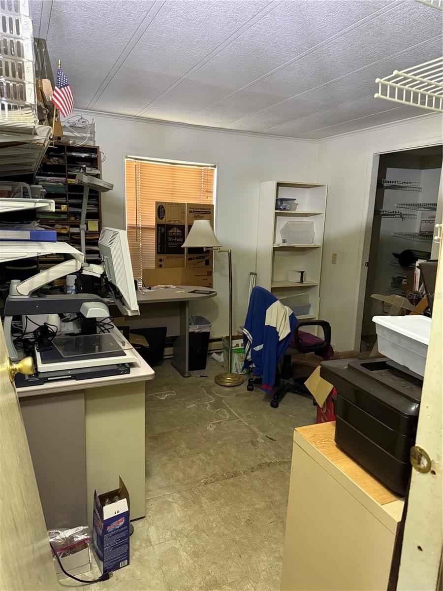 SHADY OAKS MOBILE MODULAR ESTATES - Residential