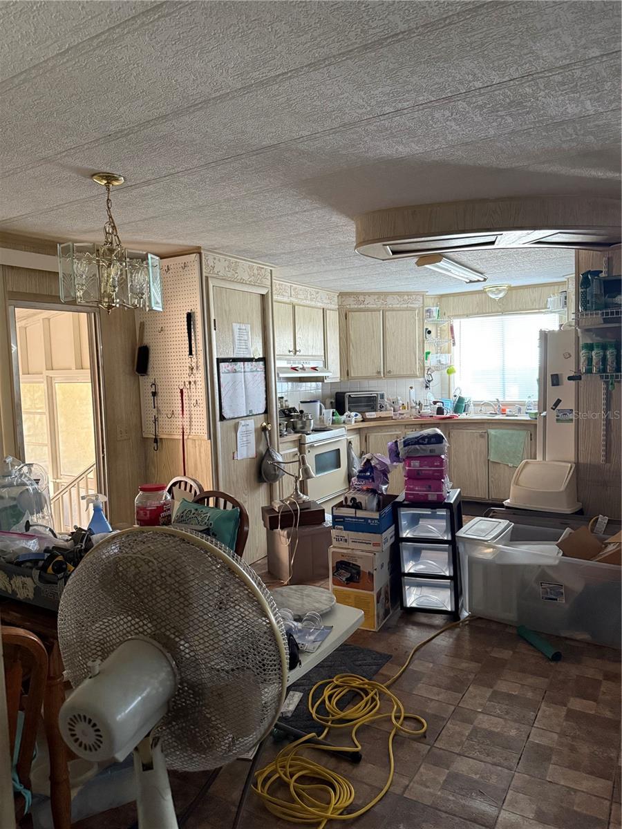 SHADY OAKS MOBILE MODULAR ESTATES - Residential