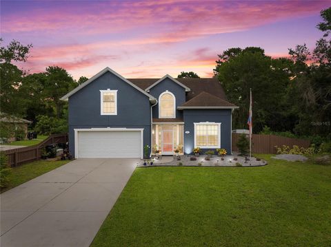 A home in DEBARY