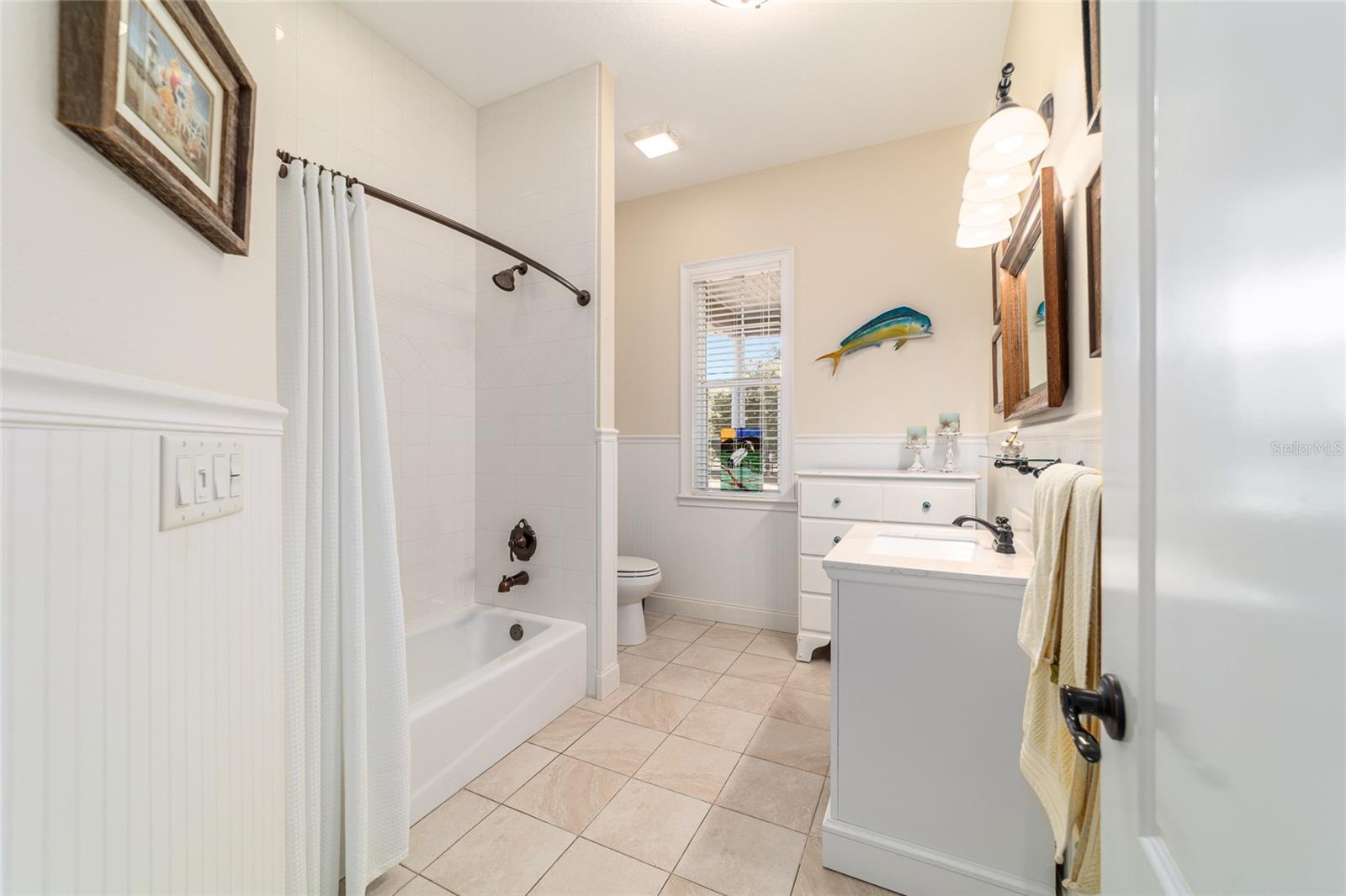 ROLLING MDWS - Residential