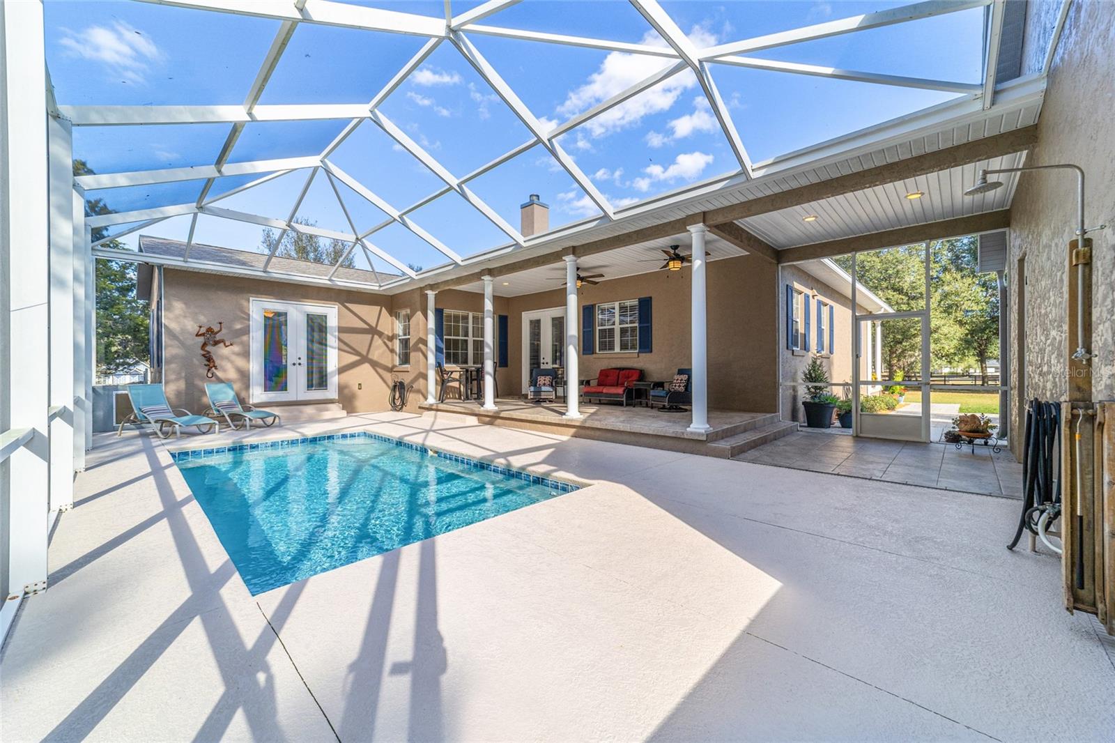 ROLLING MDWS - Residential