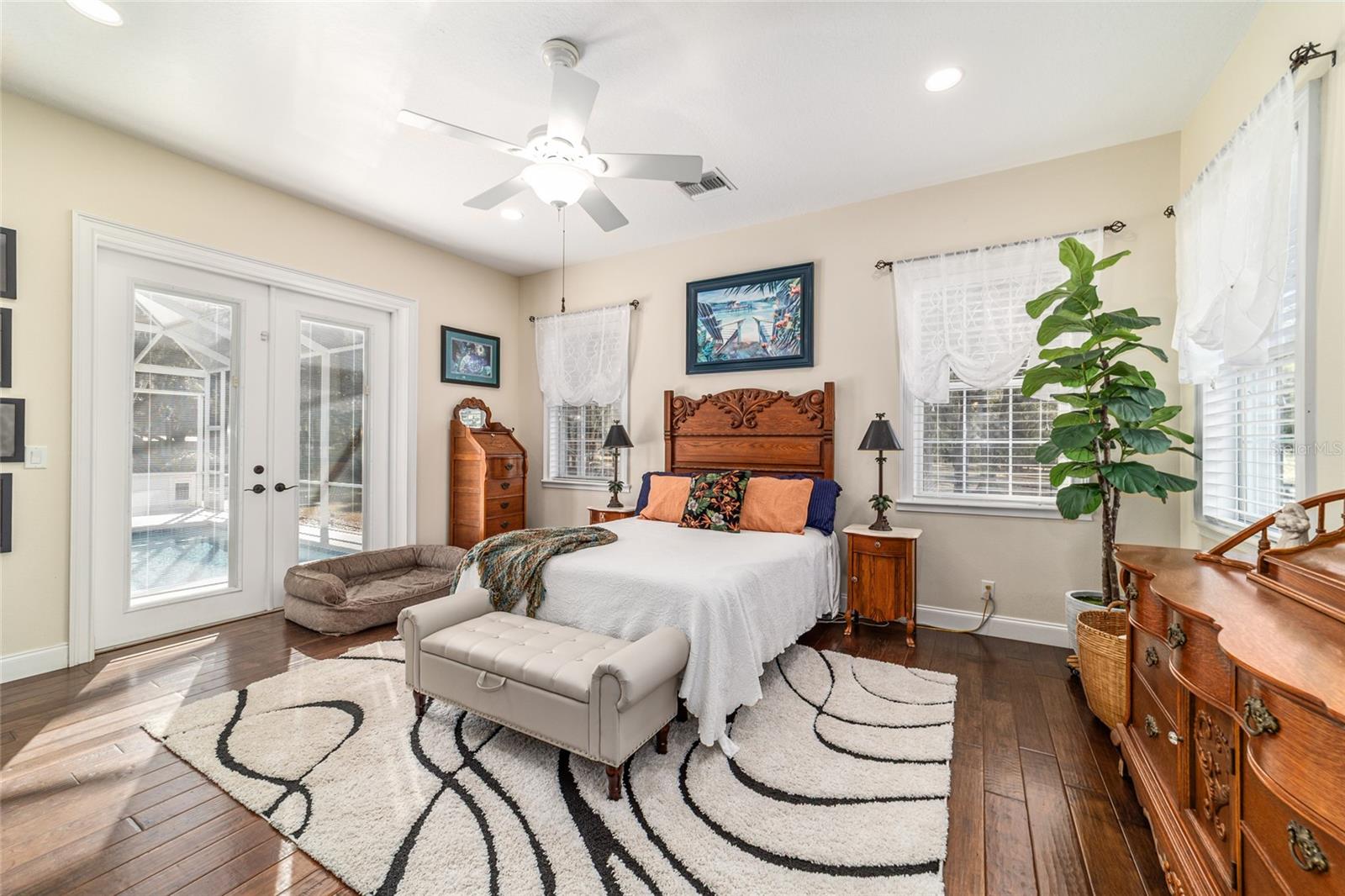 ROLLING MDWS - Residential