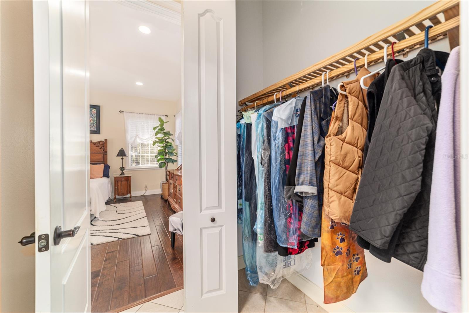 ROLLING MDWS - Residential