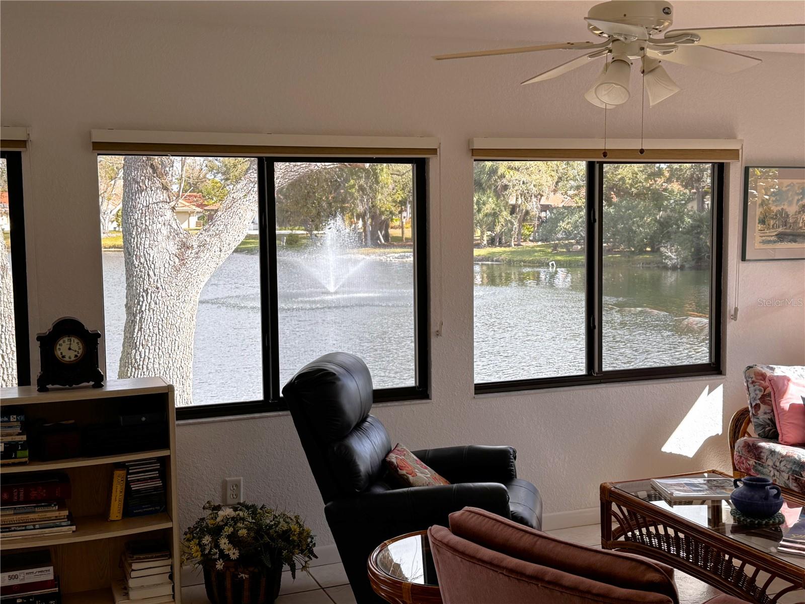 LAUREL HOLLOW - Residential