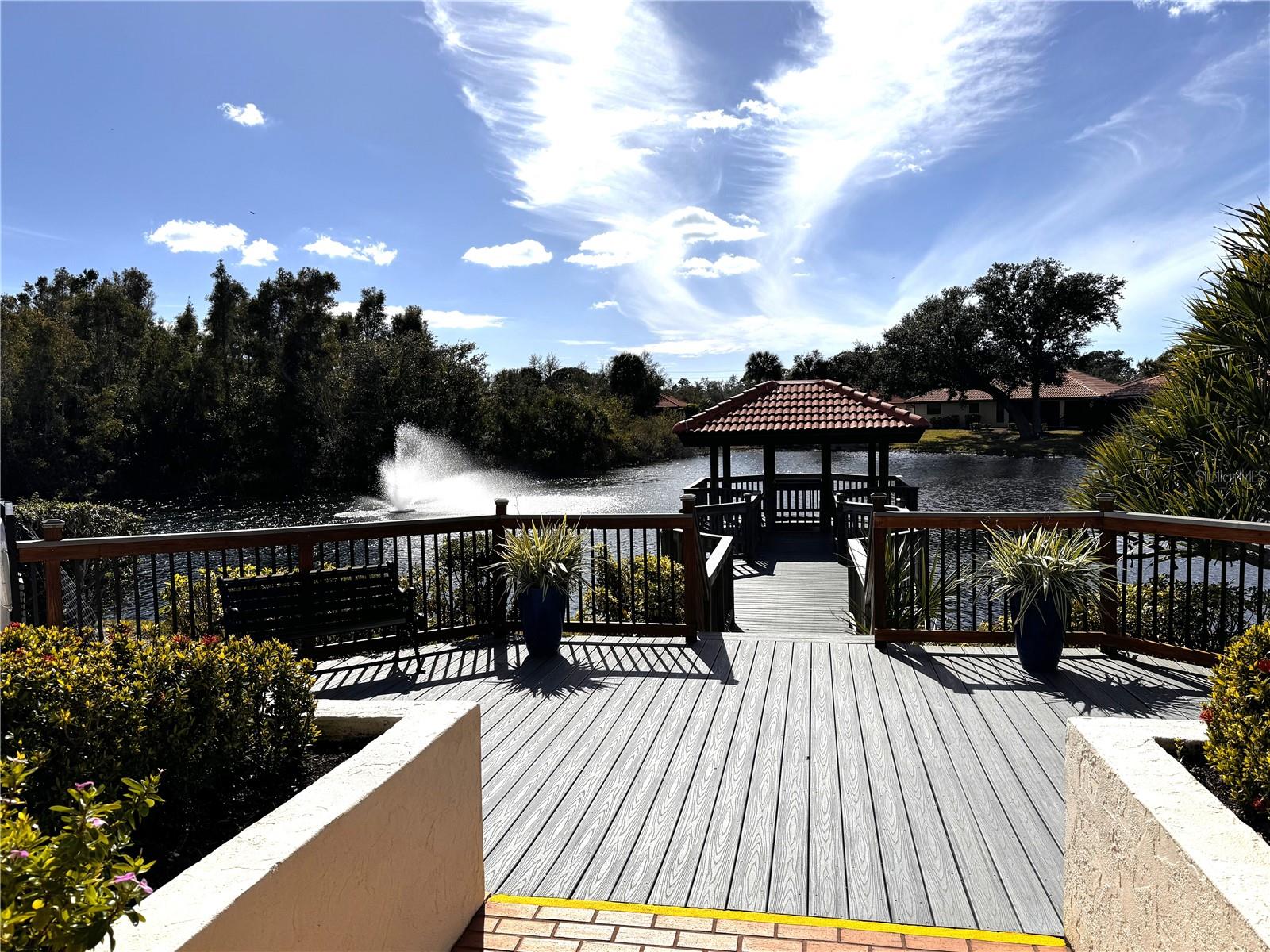 LAUREL HOLLOW - Residential