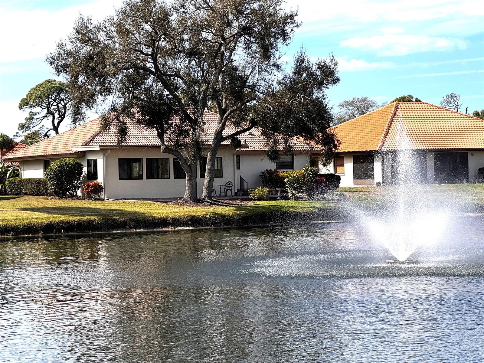 LAUREL HOLLOW - Residential