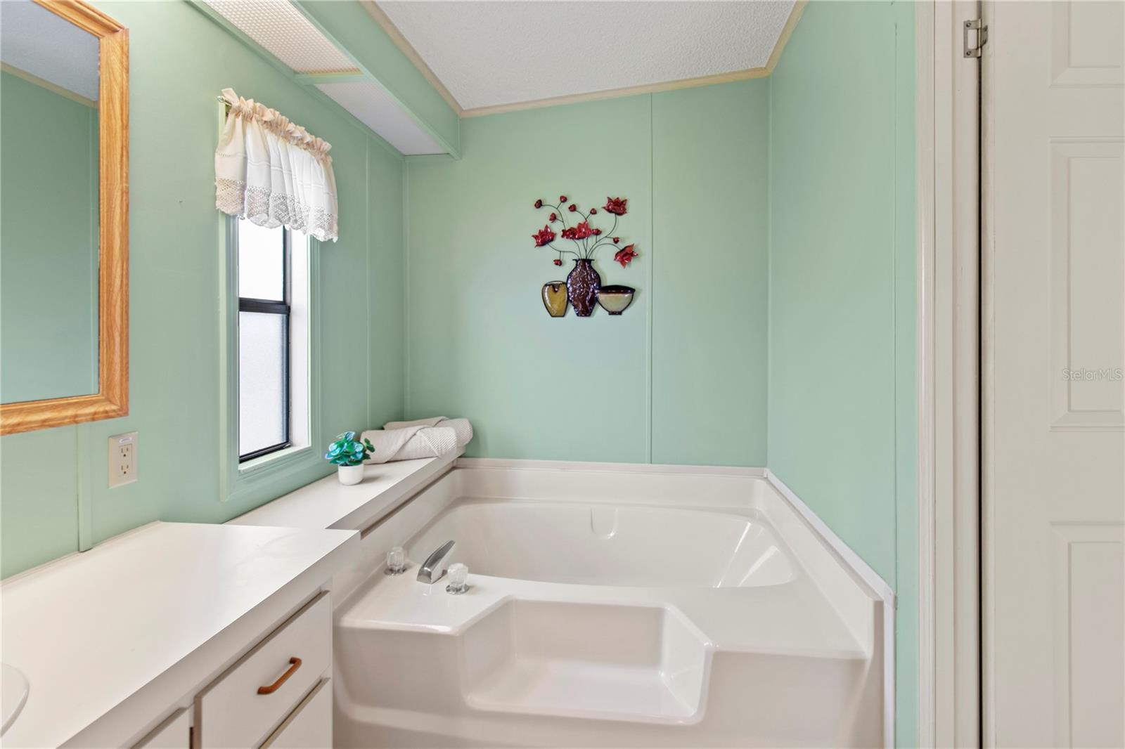 RIDGEWOOD OAKS PH II & III - Residential