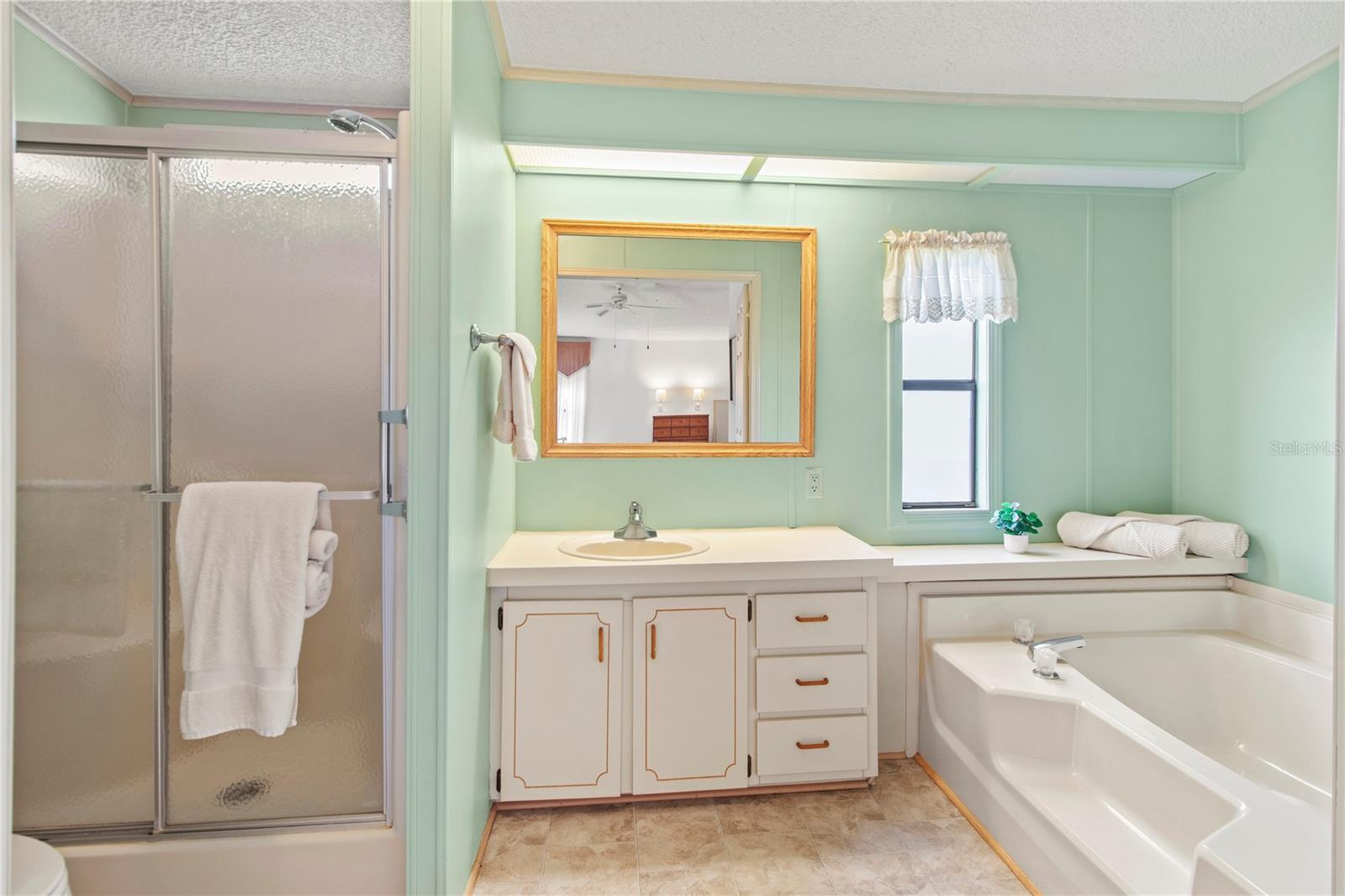 RIDGEWOOD OAKS PH II & III - Residential