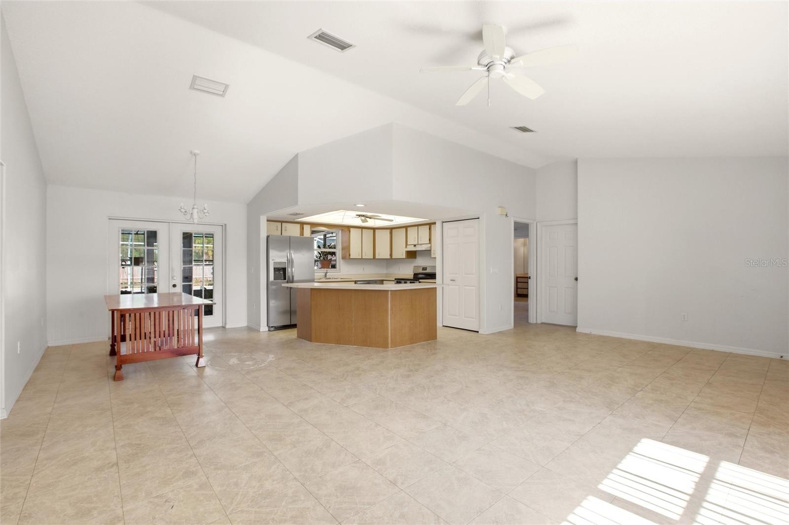 ORANGE BLOSSOM ESTATE - Residential
