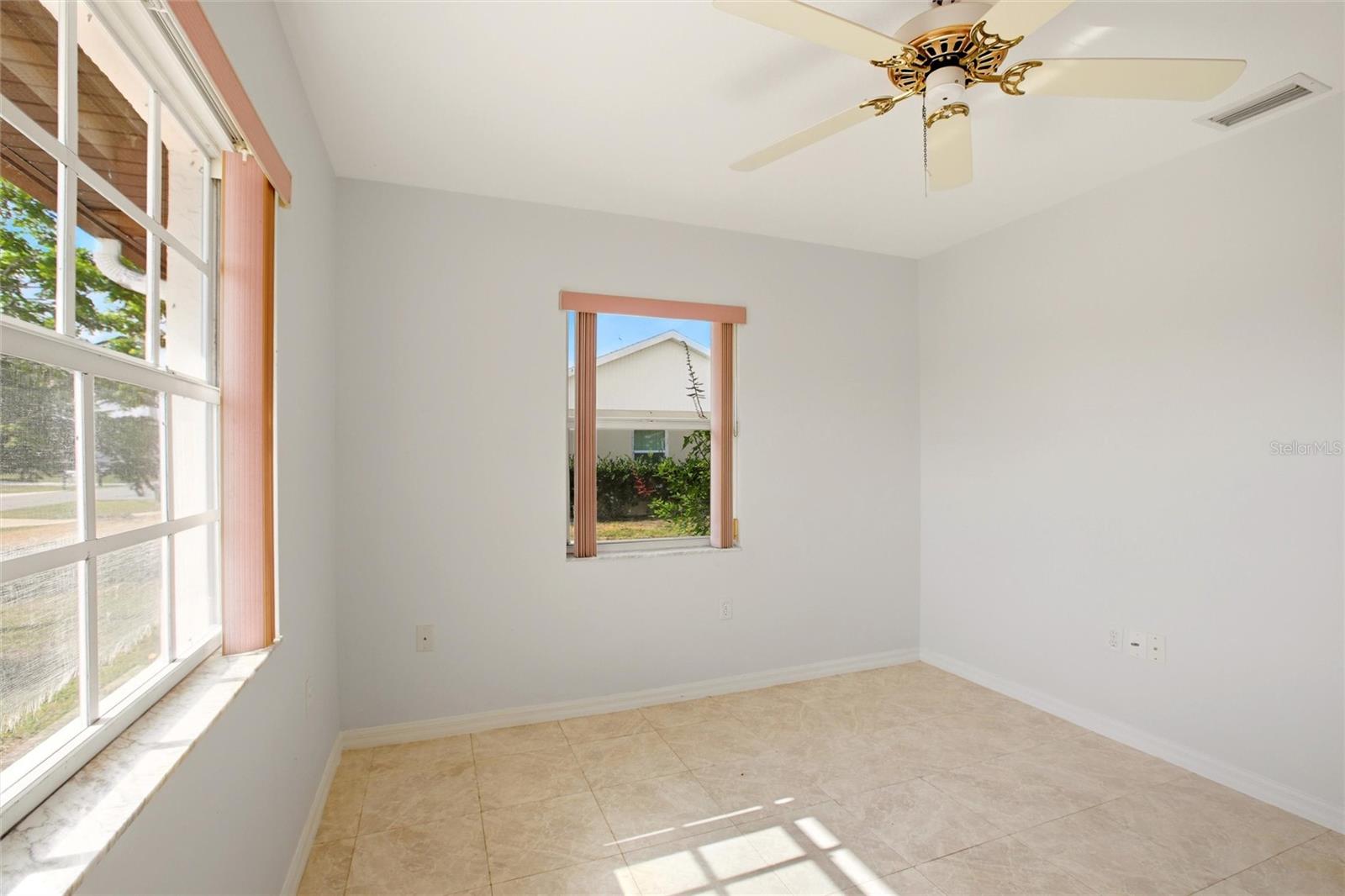 ORANGE BLOSSOM ESTATE - Residential