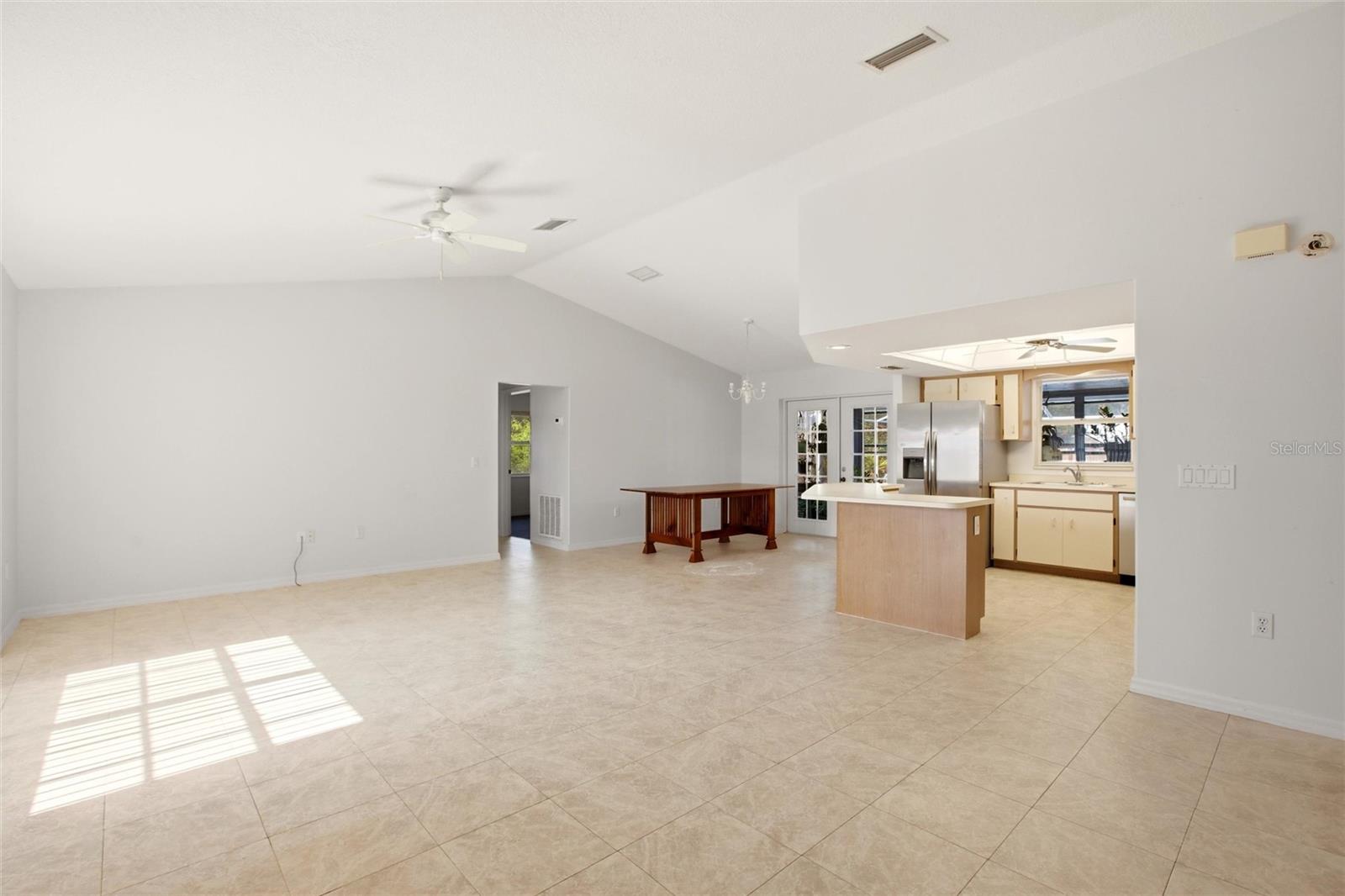 ORANGE BLOSSOM ESTATE - Residential