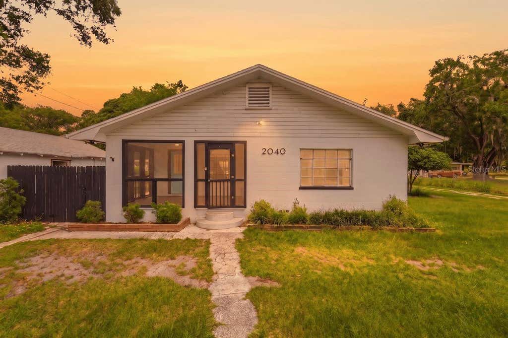 Photo of 2040 Old Dixie Highway, Auburndale, FL 33823 (MLS # L4962069)