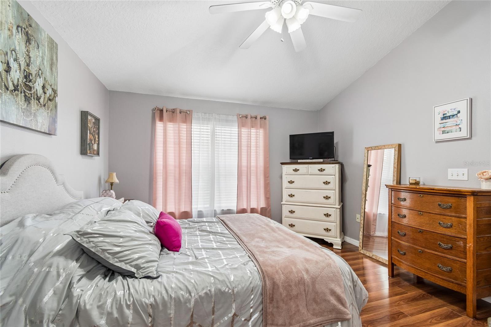 BAY BREEZE COVE - Residential
