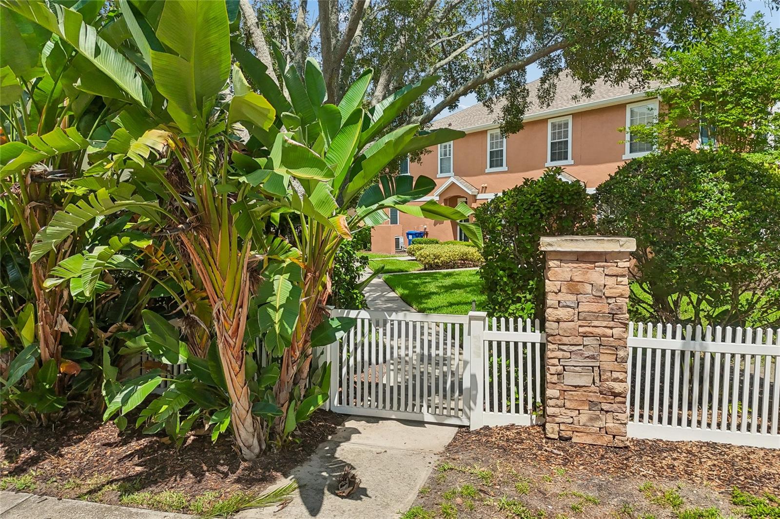 BAY BREEZE COVE - Residential