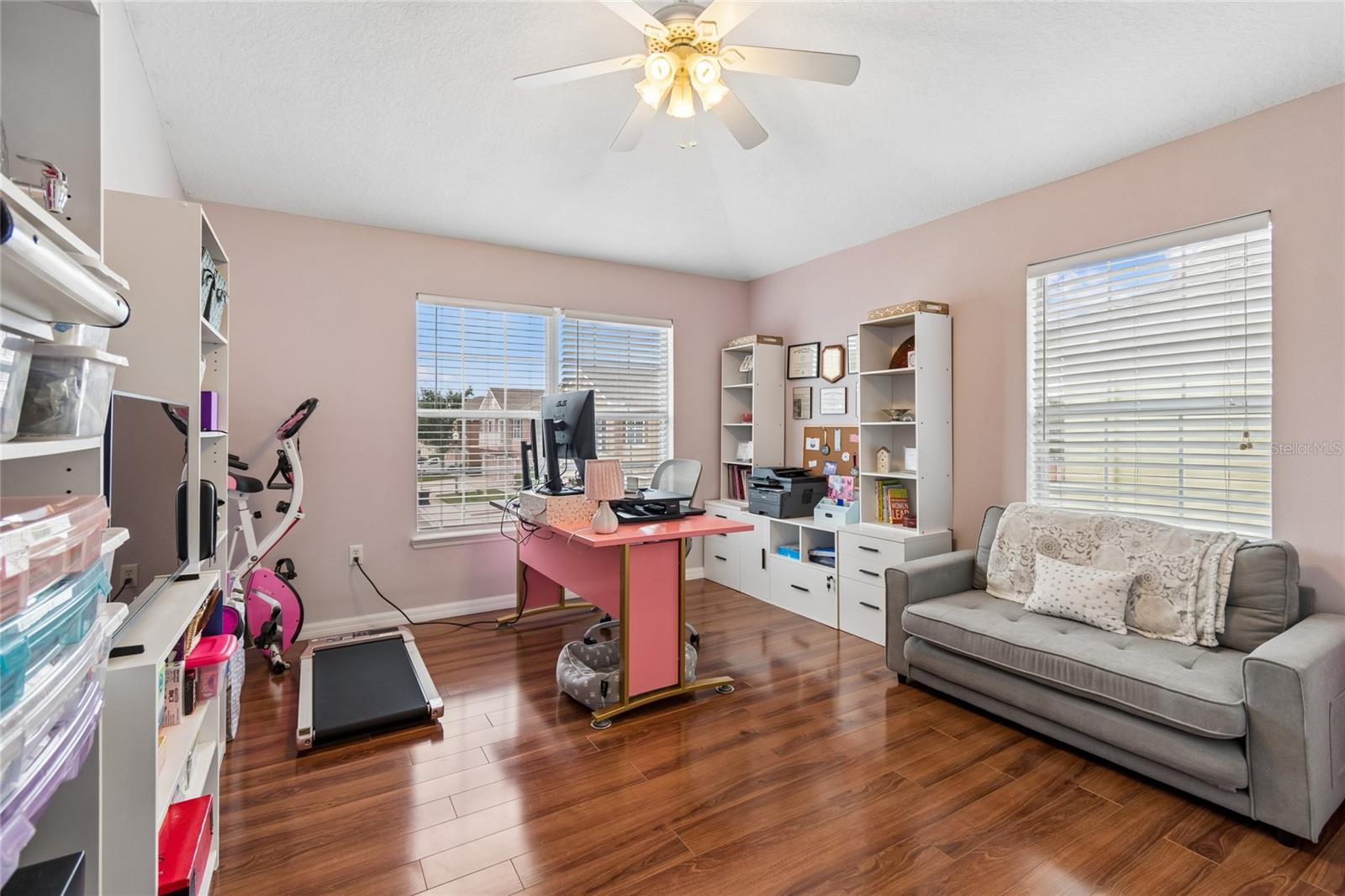 BAY BREEZE COVE - Residential