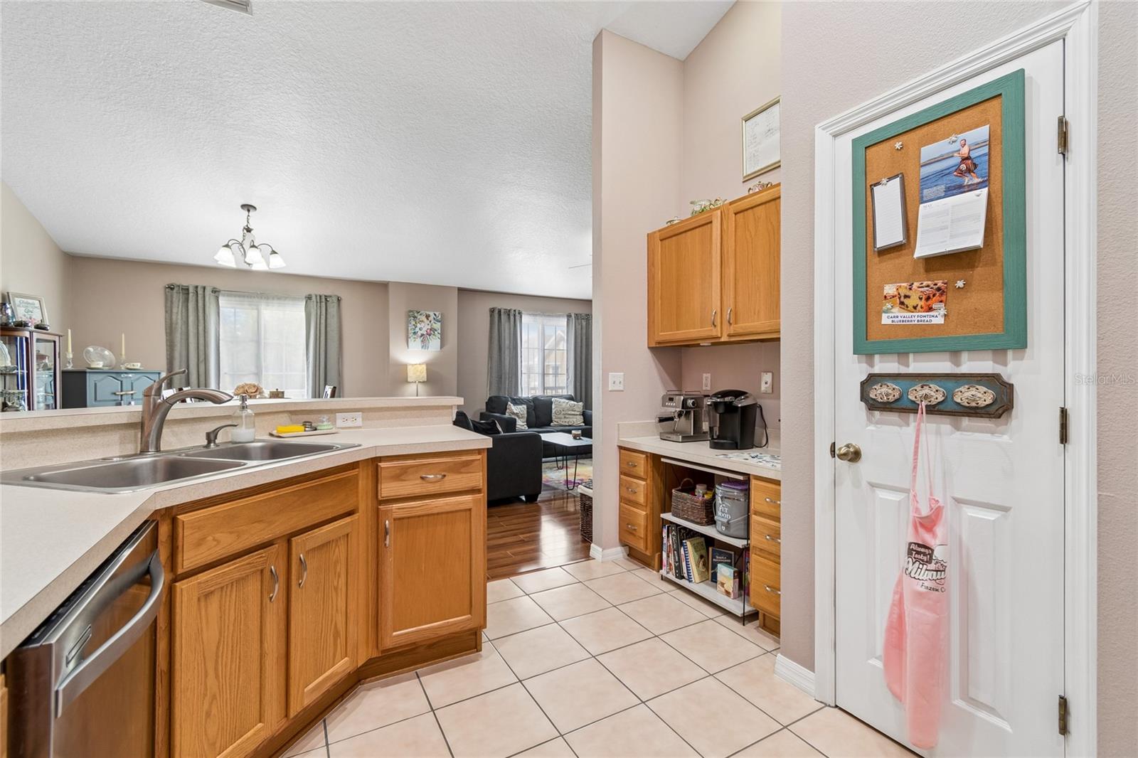 BAY BREEZE COVE - Residential