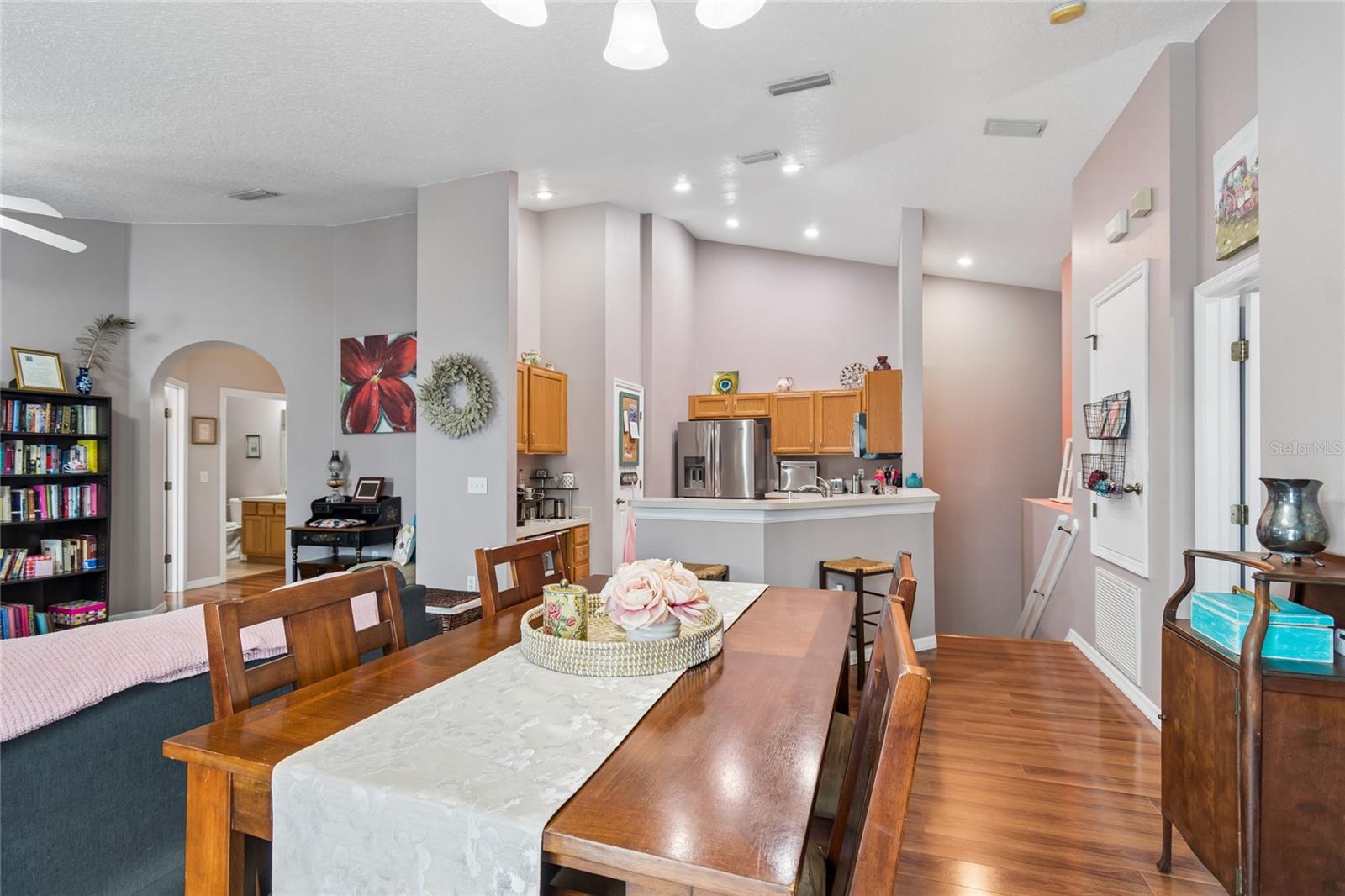 BAY BREEZE COVE - Residential