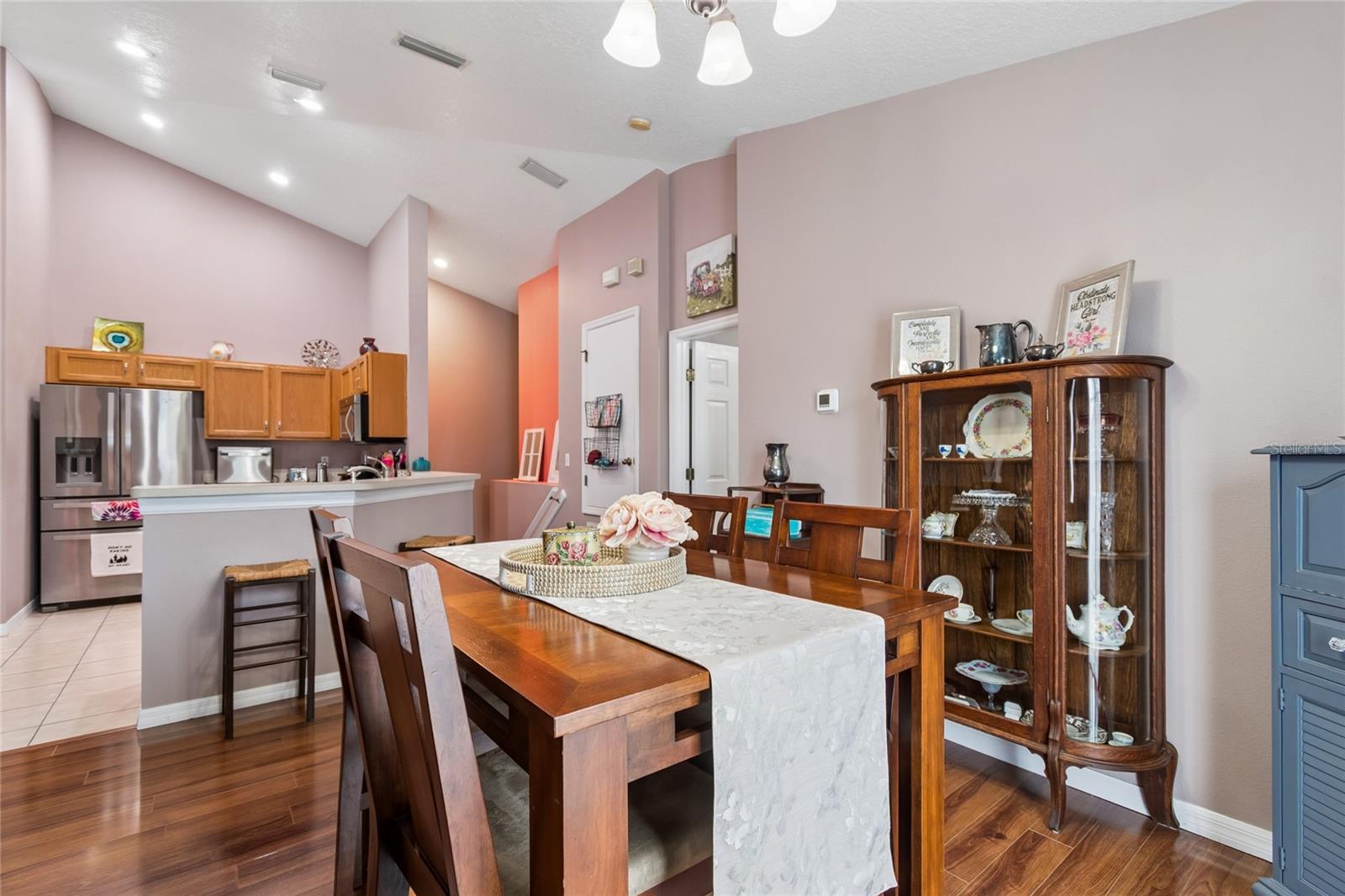 BAY BREEZE COVE - Residential
