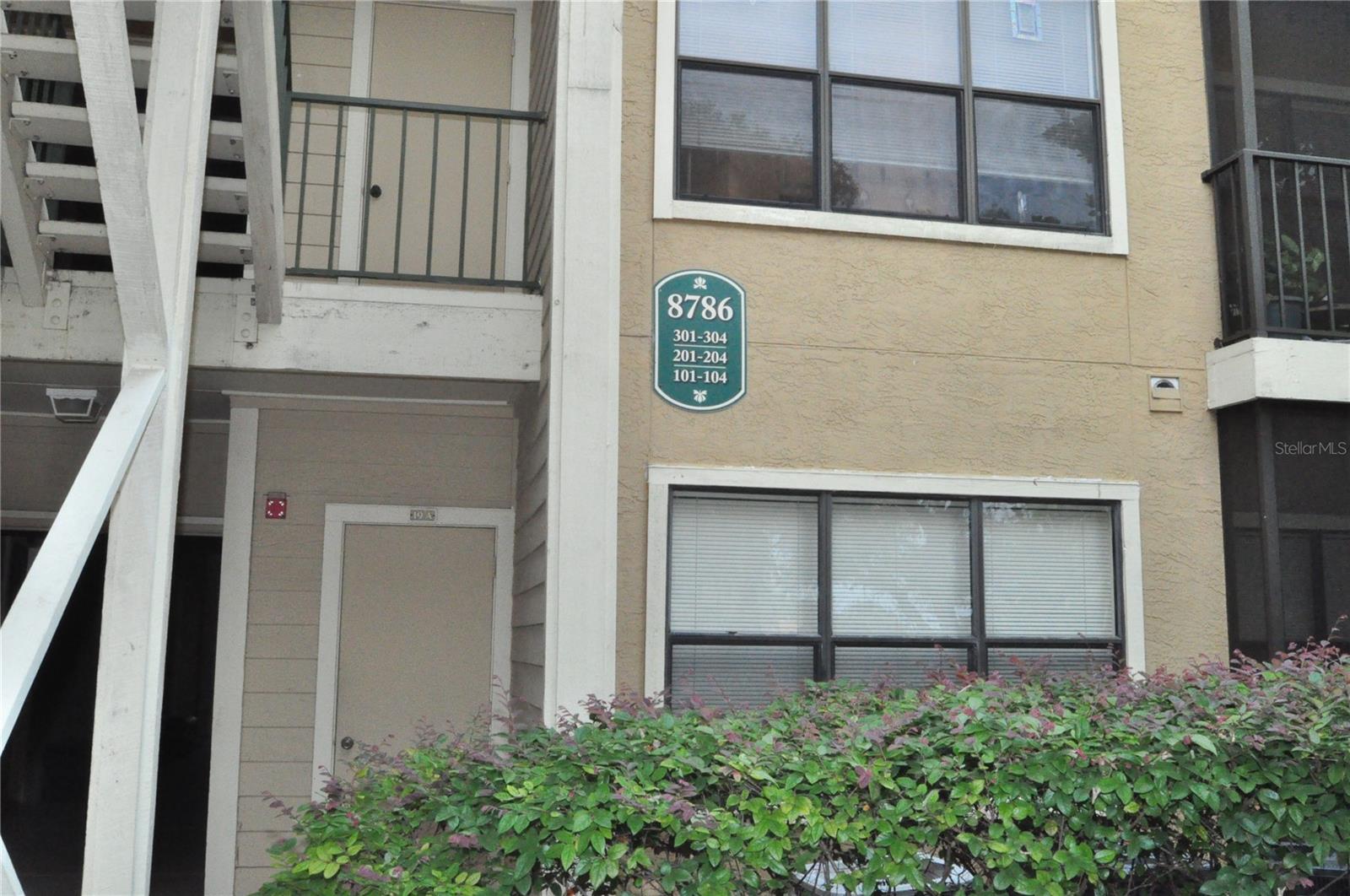 AVAILABLE NOW! Grand Oasis Gated Community! This is a 1 bed/1 bath condo on the 3rd floor. The condo has good space with 708sf. You have a living room/dining room combination. New neutral paint and new flooring. All kitchen appliances except microwave but includes washer and dryer. Water/Sewer/Trash Included.
The luxury community is located off of N. Himes Ave. You can get to Dale Mabry Hwy easily. The community has manned gated access and an alarm (tenant to monitor) in the home! The community offers a fitness center, clubhouse and a 3 resort style pools. 2 Clubhouses, heated spa, tennis courts and much more.
EQUAL HOUSING OPPORTUNITY