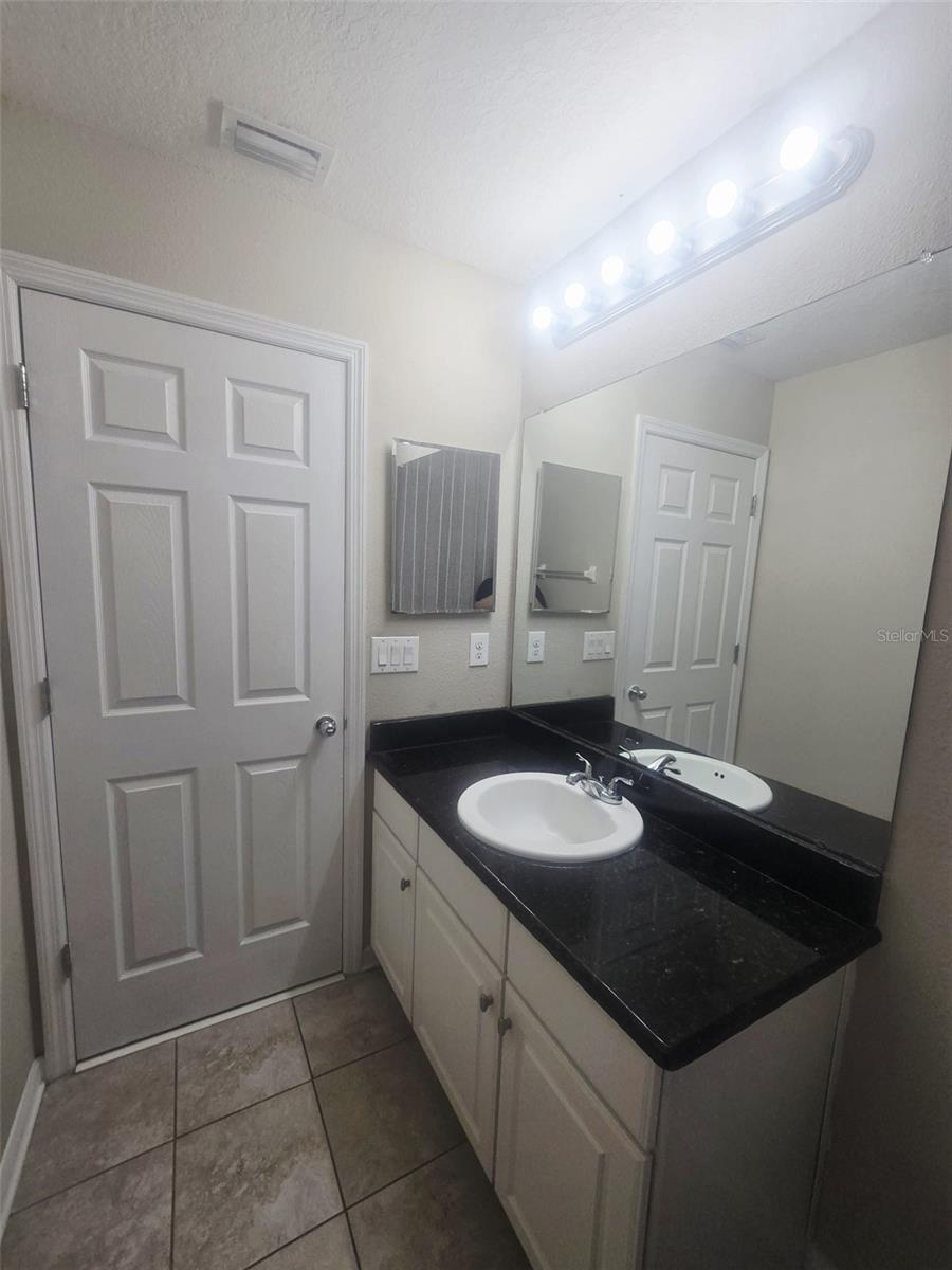 OAK CREEK PRCL 3 - Residential Lease