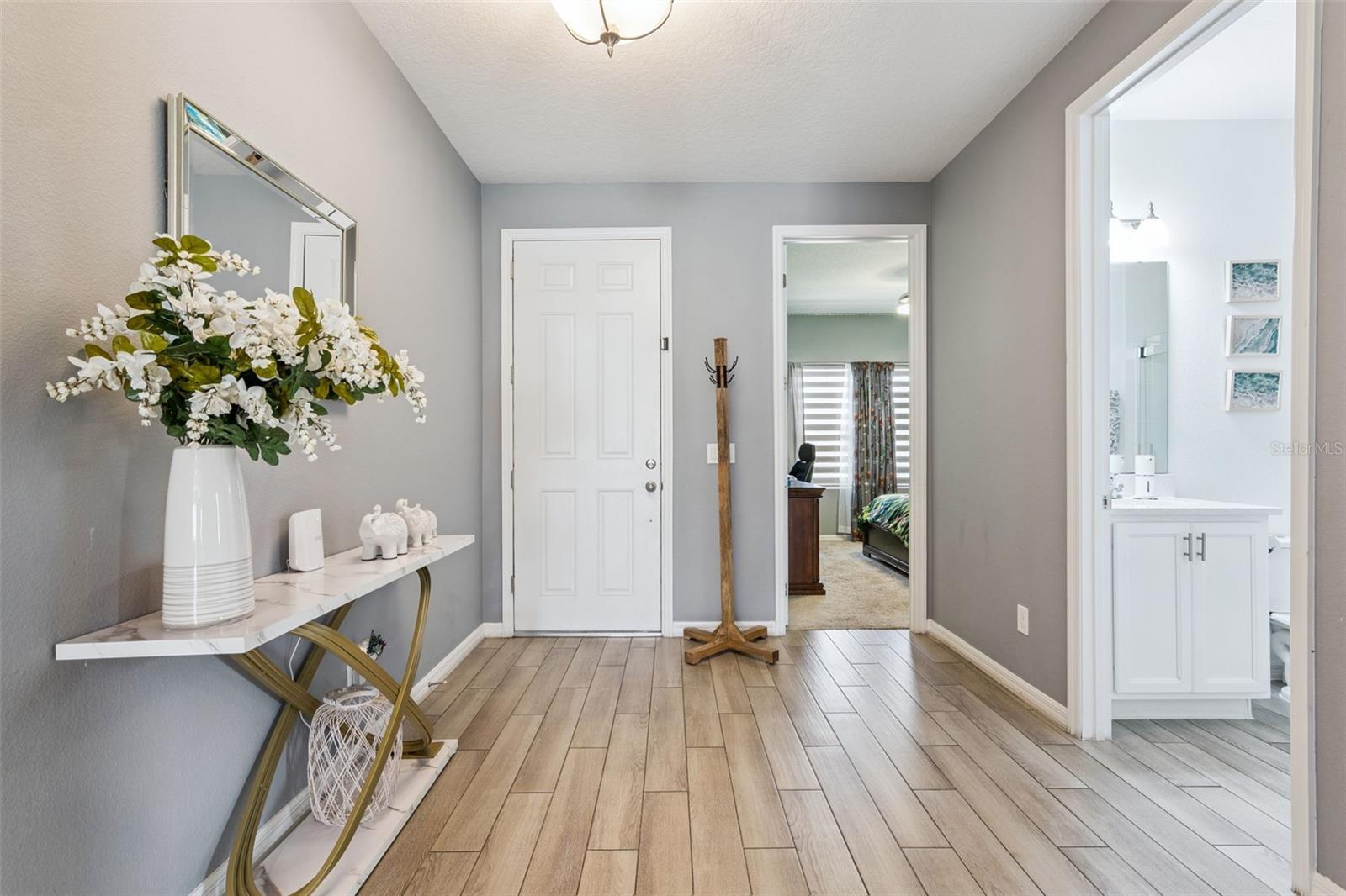 HAMPTON OAKS - Residential