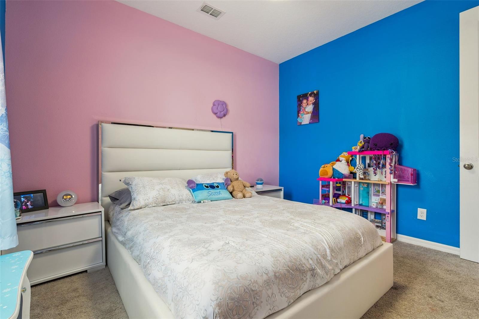 HAMPTON OAKS - Residential