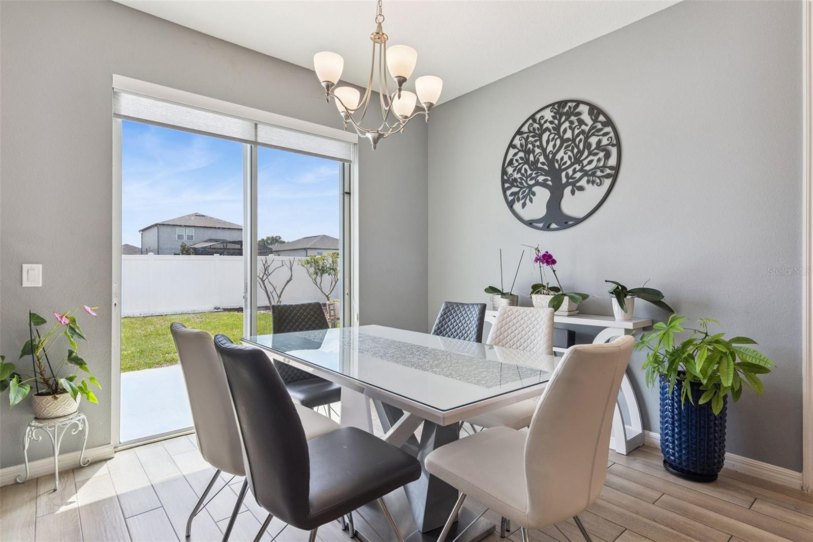 HAMPTON OAKS - Residential