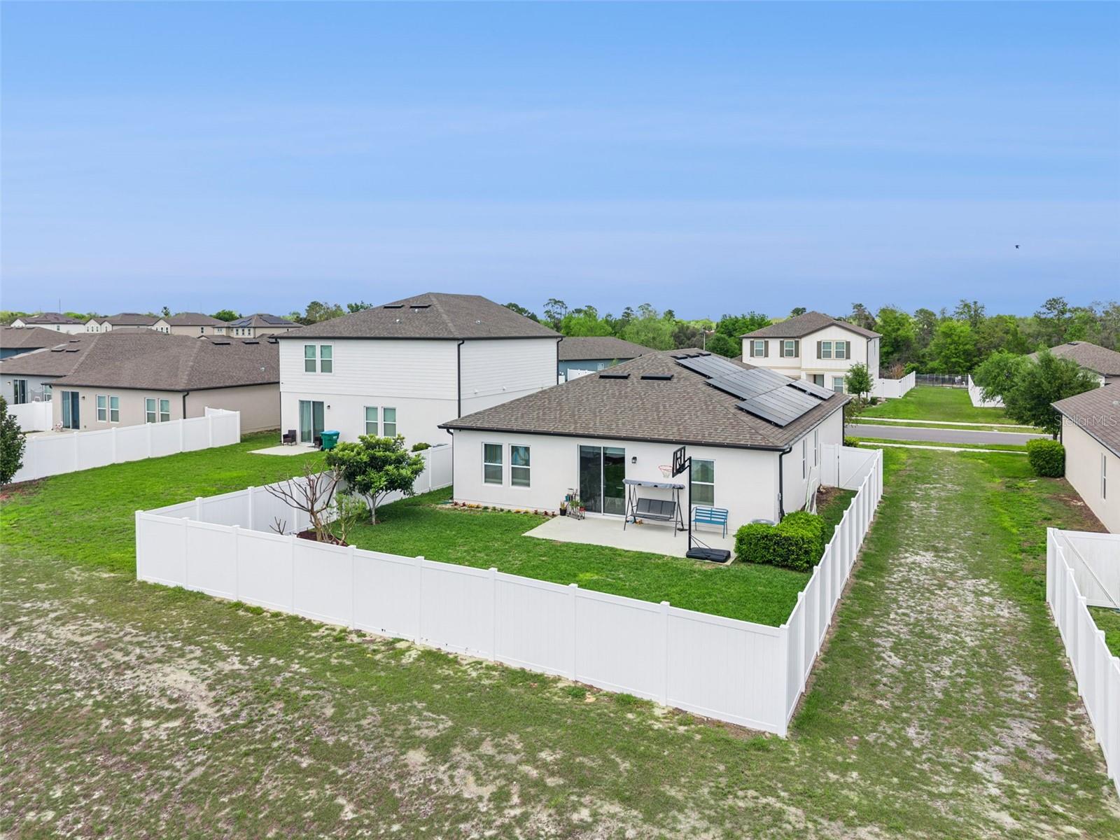 HAMPTON OAKS - Residential