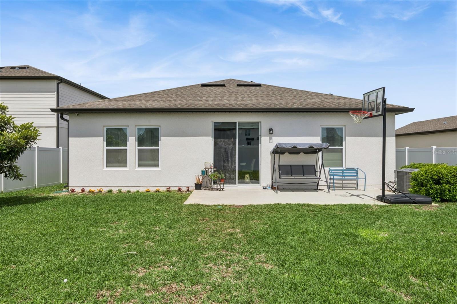 HAMPTON OAKS - Residential