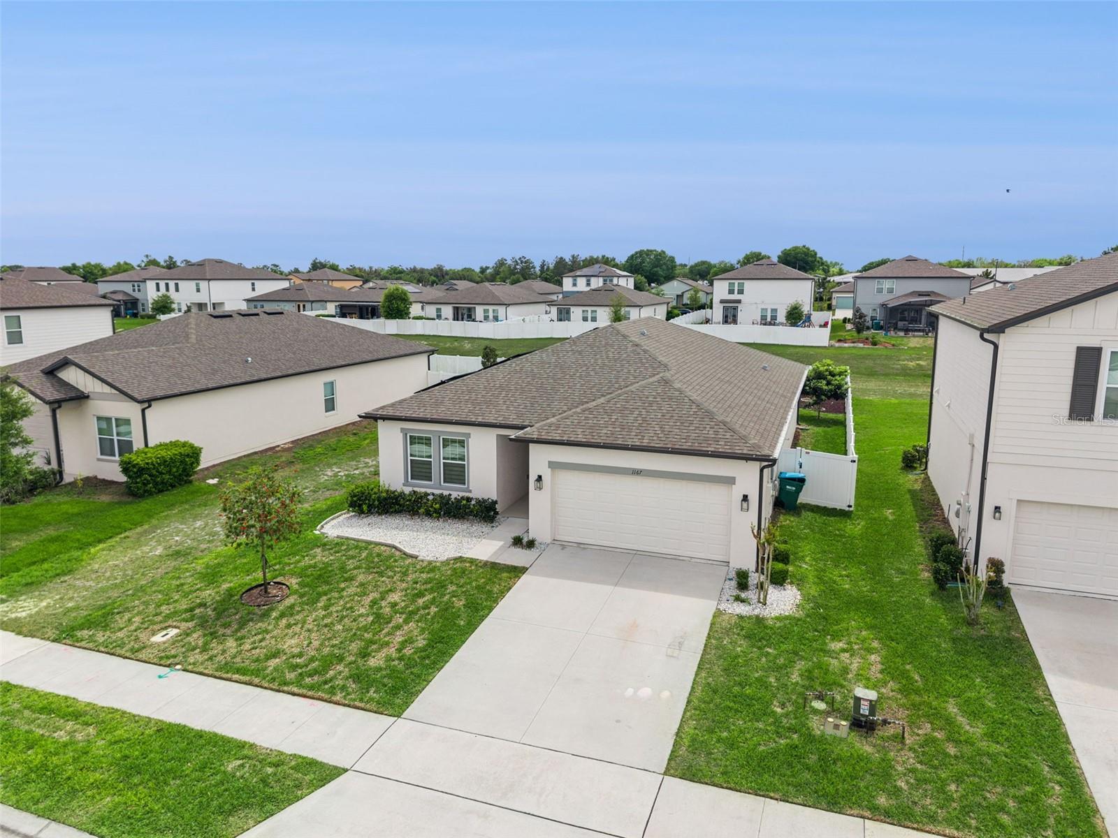 HAMPTON OAKS - Residential