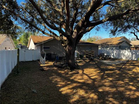 A home in VALRICO